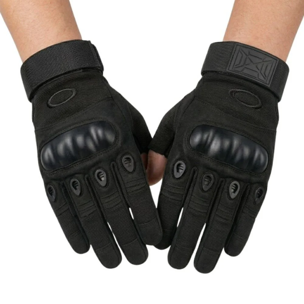 BLACK GLOVES 1 BLACK GLOVES